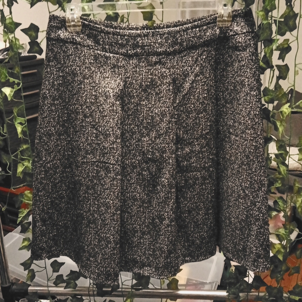 The Limited Pleated Skirt